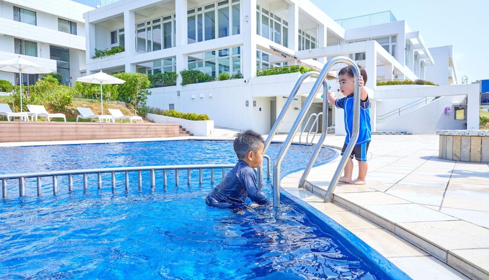 Basen - Royal View Hotel Churaumi - Closest to Churaumi