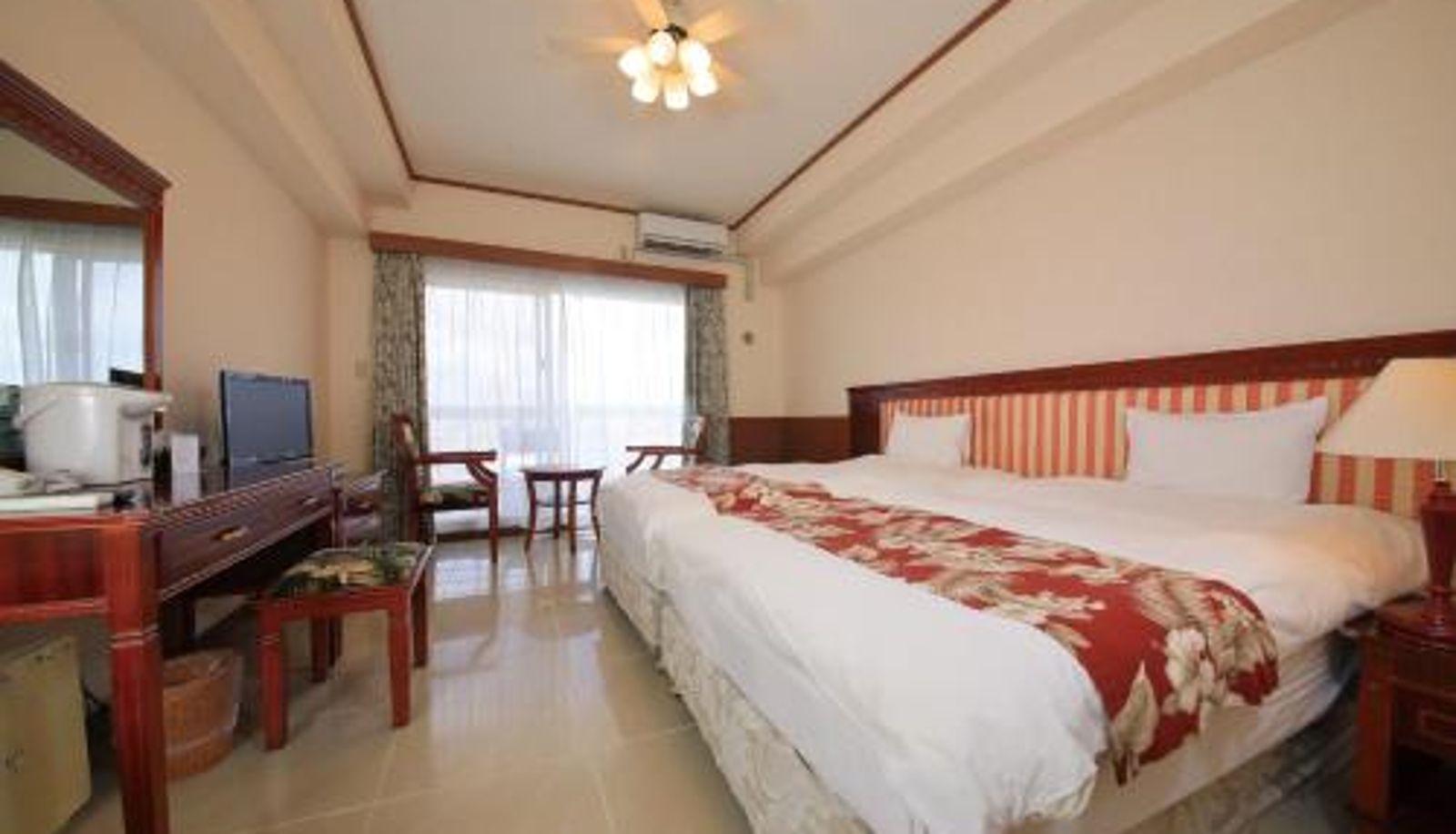 Informacje - Seaside Hotel The Beach