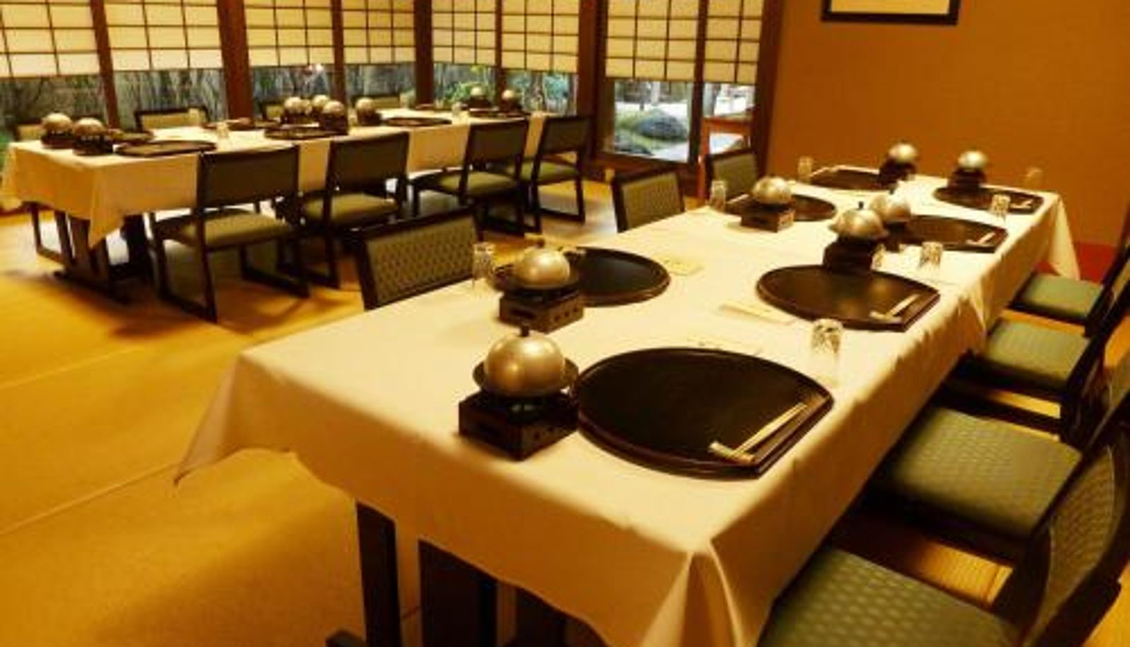 Salle de petit-déjeuner dans le restaurant - Kutsurogi-no-Yado Nanakawa