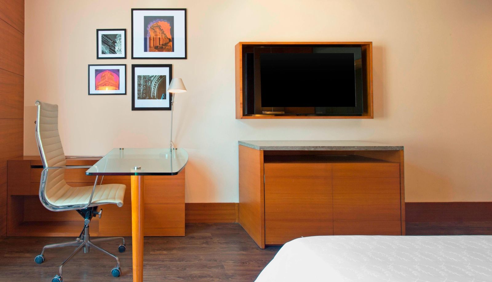 Zimmer - Sheraton Hyderabad Hotel