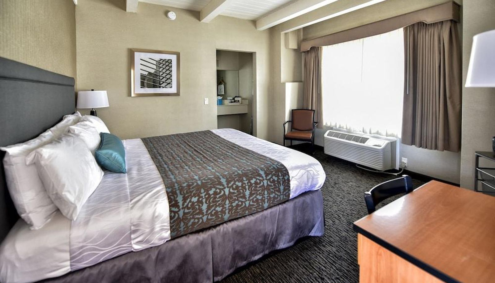 Zimmer - City Center Inn and Suites