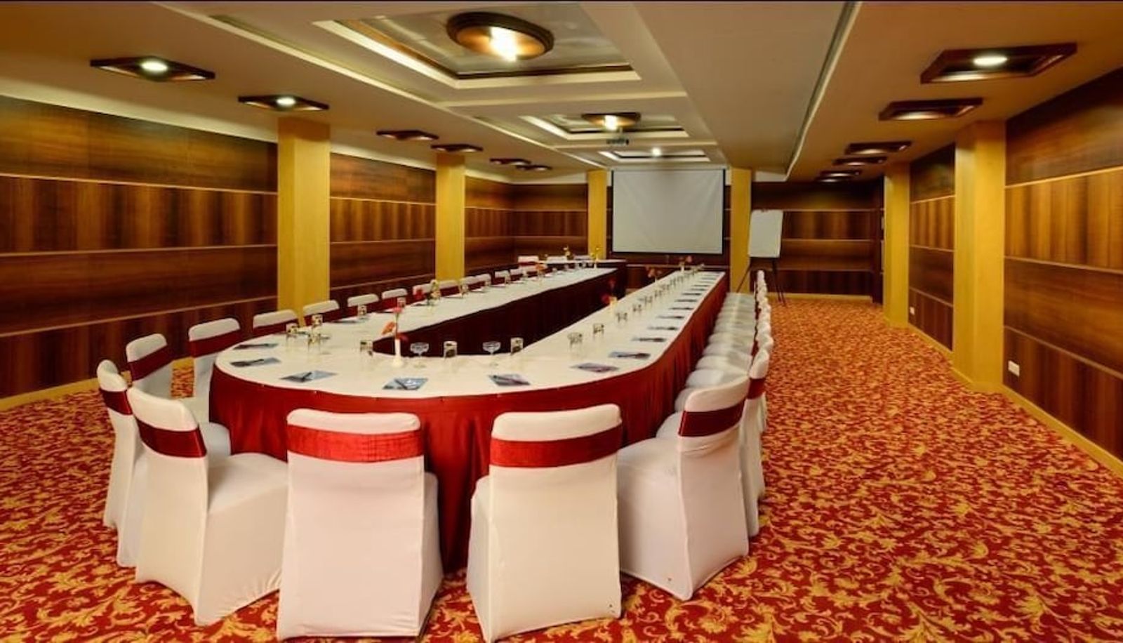 Meeting room - The Chariot Resort & Spa