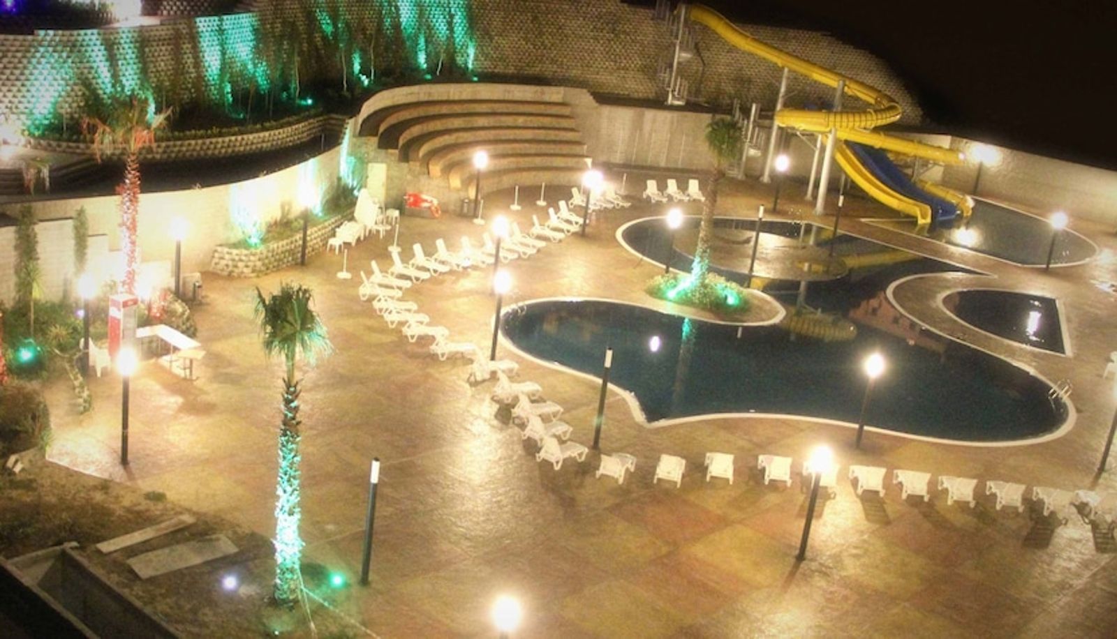 Pool - Sky Tower Deluxe Hotel
