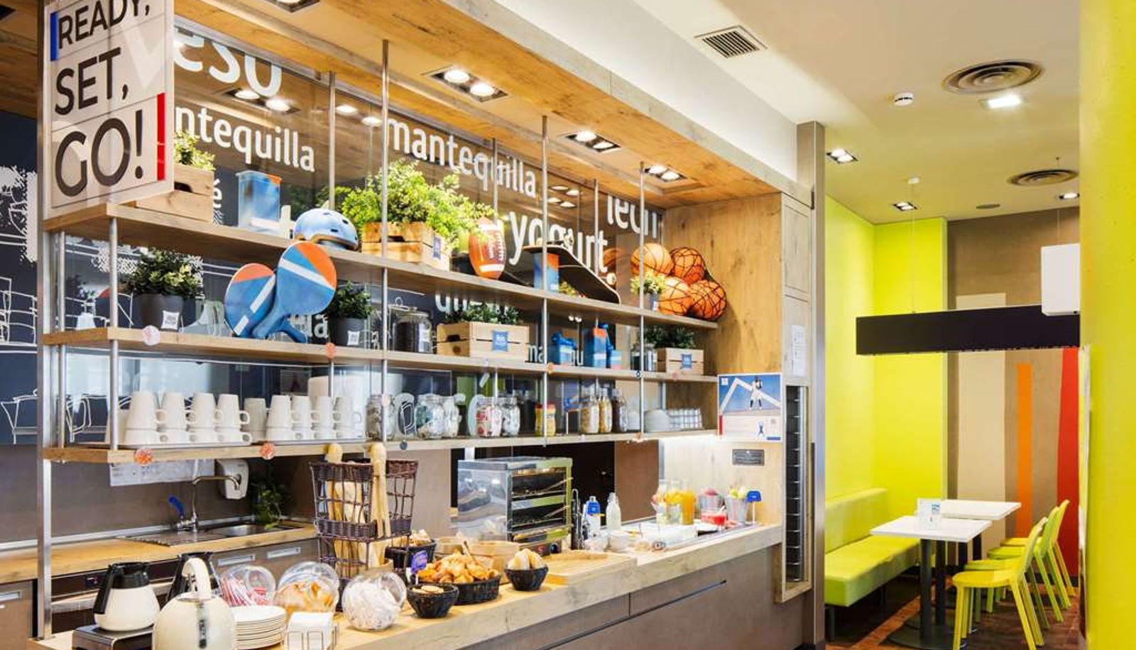 Restaurant - ibis budget Sevilla Aeropuerto