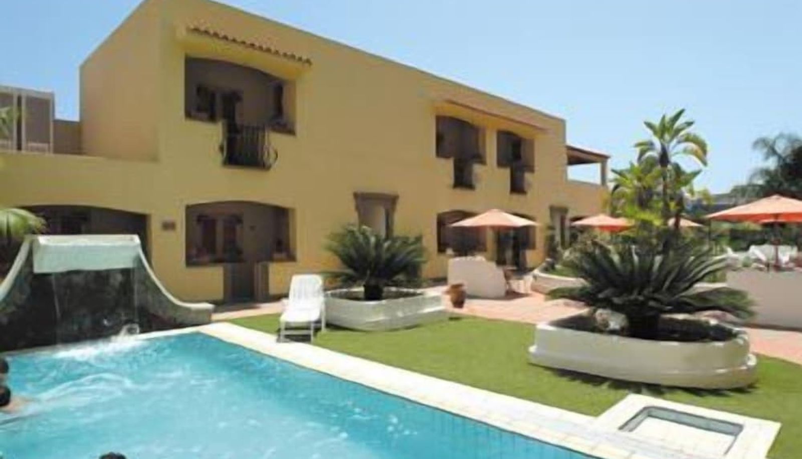 Pool - La Filadelfia