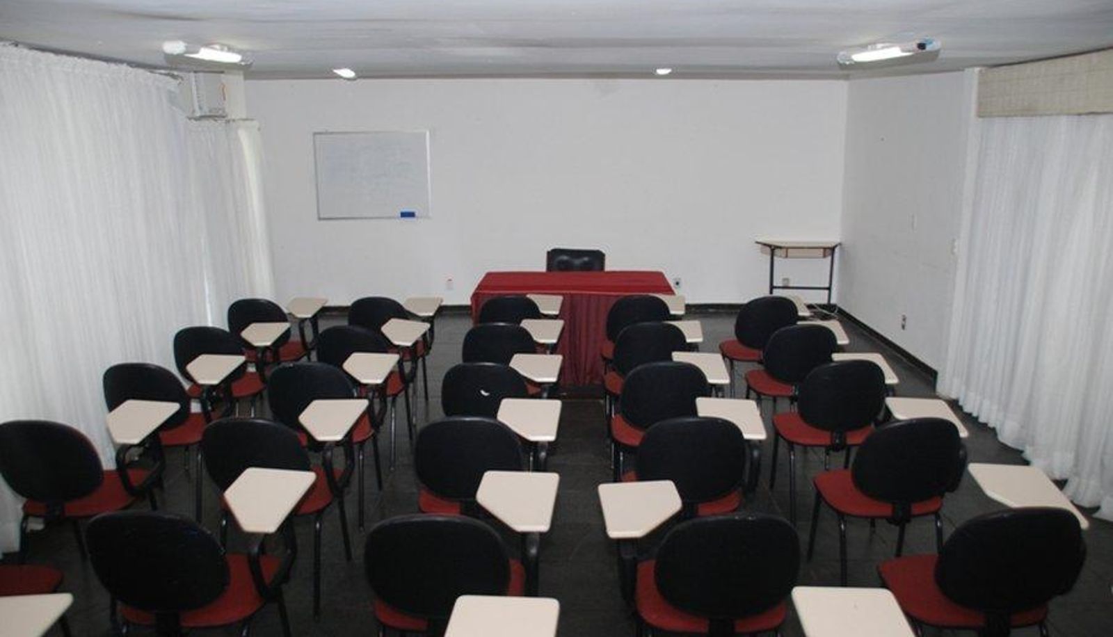 Sala de conferencias - Hotel Bahia Park