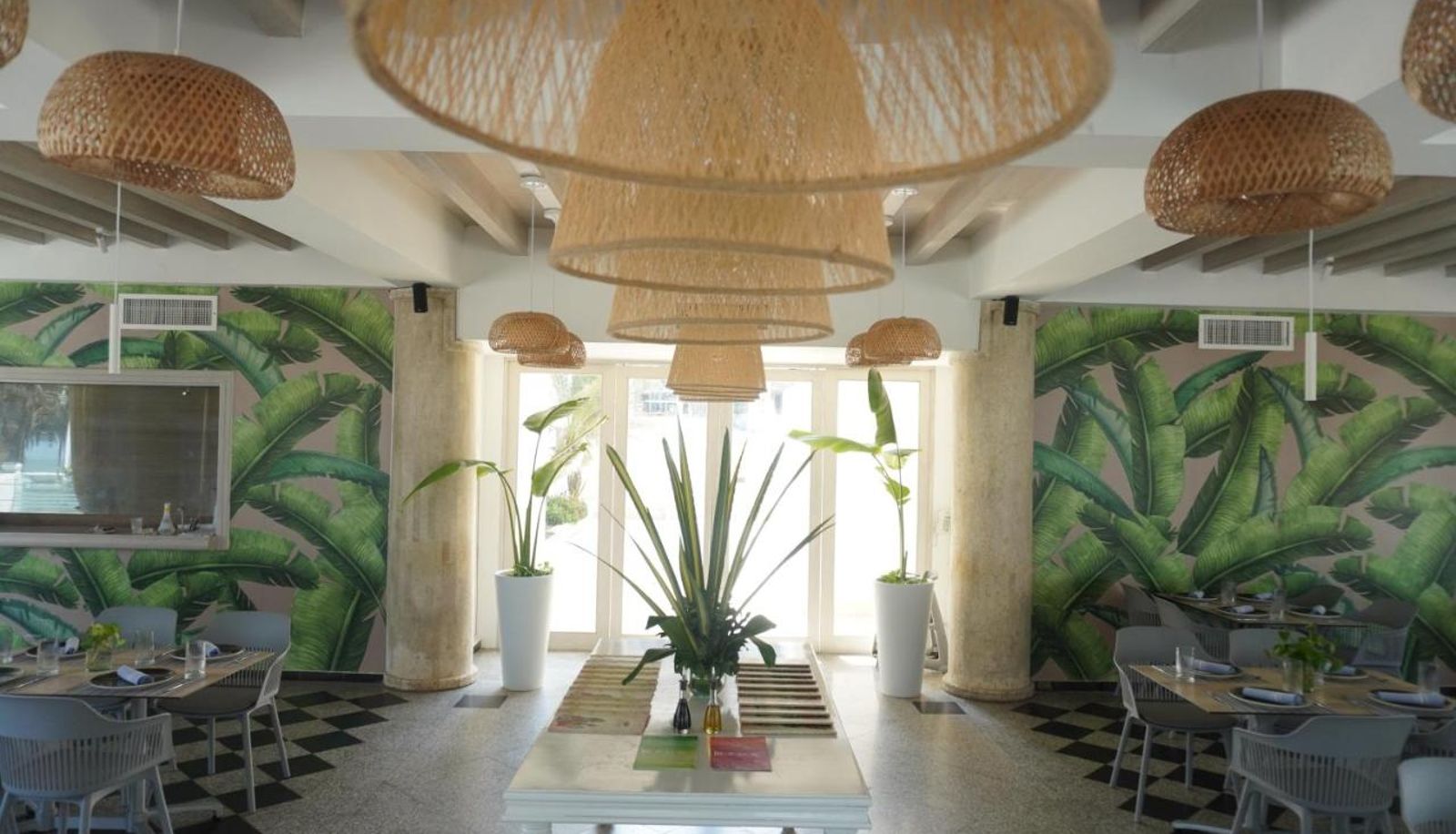 Info - LAS AMERICAS CASA DE PLAYA