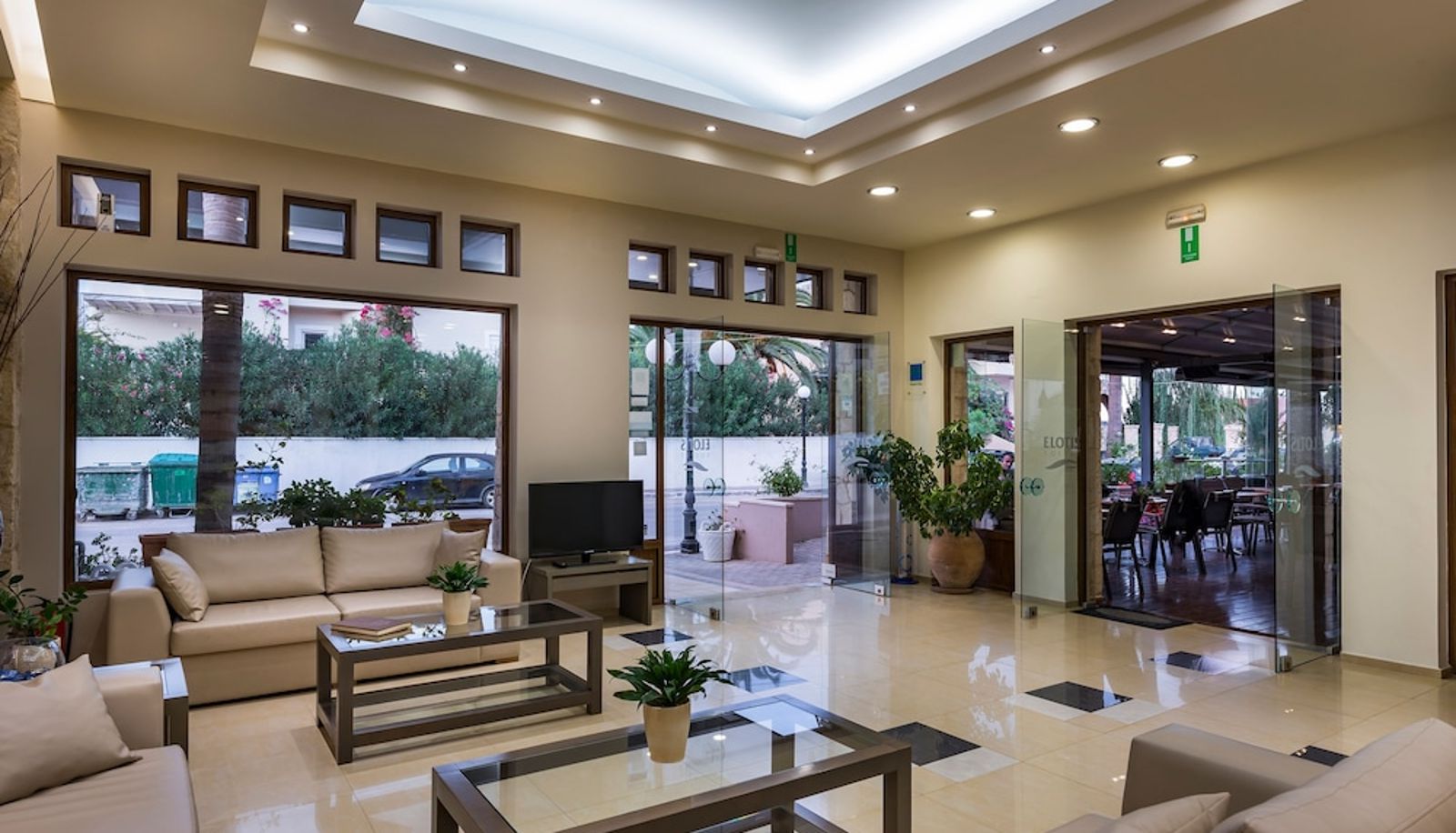 Lobby - Elotis Suites