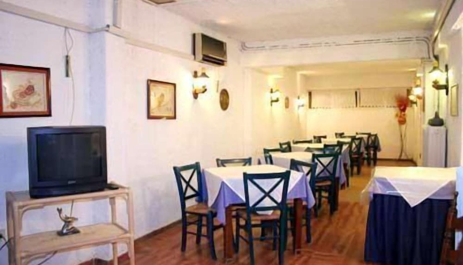 Restaurant - Knossos Hotel