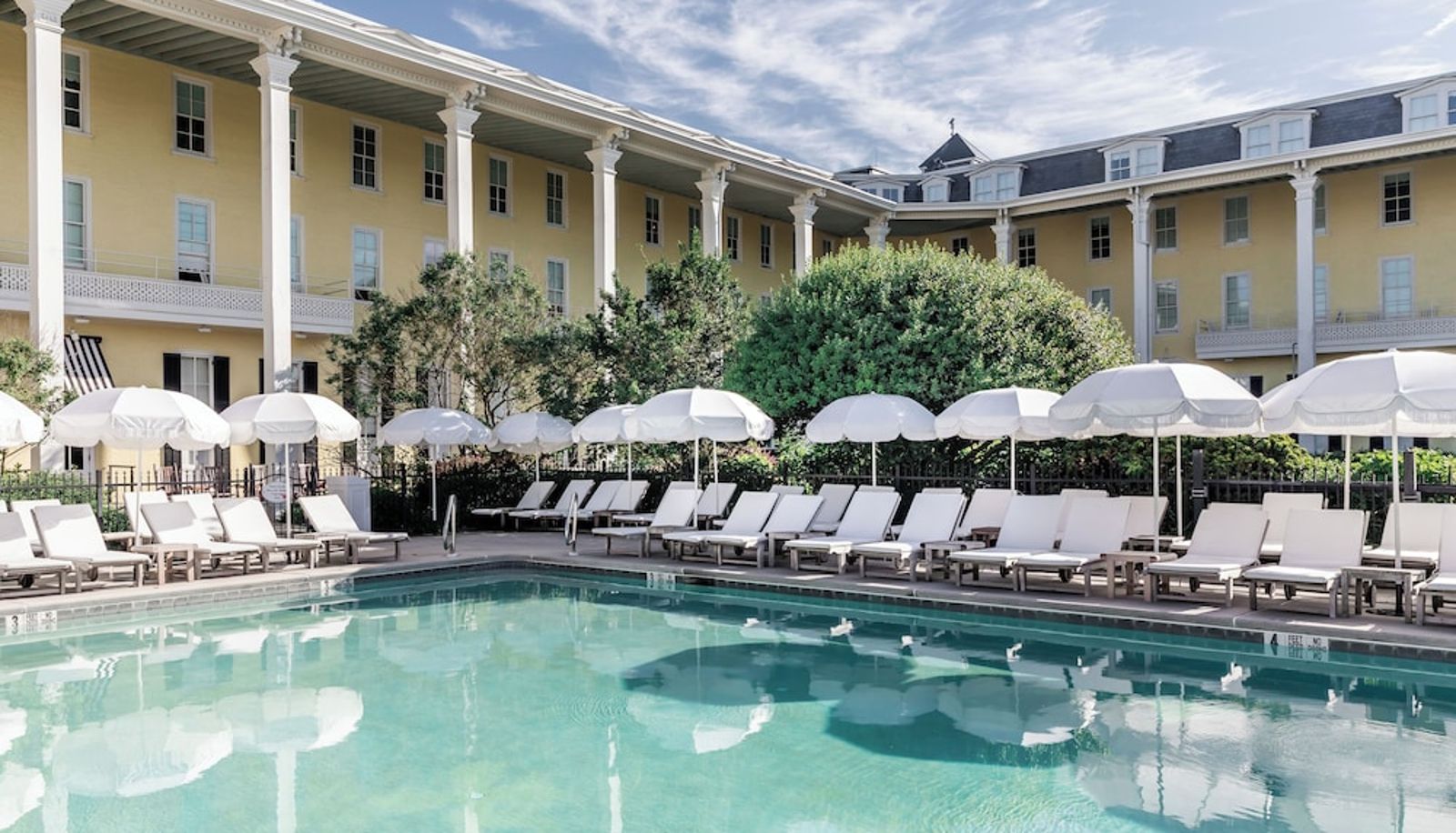 Piscina - Virginia Hotel