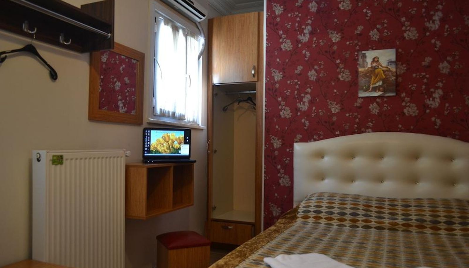 Camera economica (singola) - Second Home Hostel