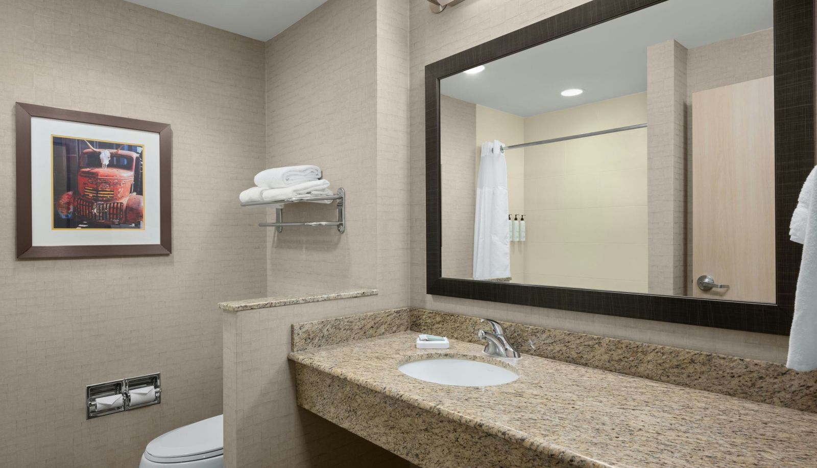Room - Fairfield Inn and Suites by Marriott Moscow