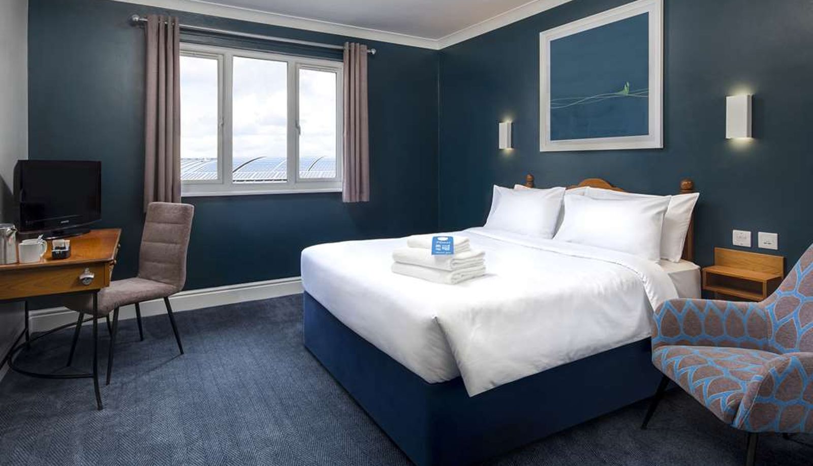 Zimmer - TRAVELODGE PLYMOUTH DERRIFORD