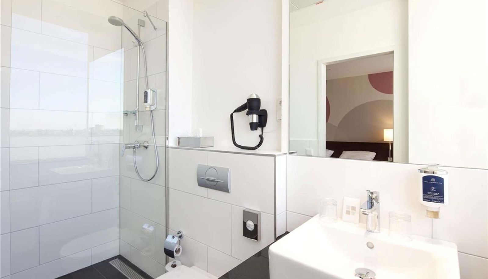 Room - Webers Hotel im Ruhrturm Essen by Accor