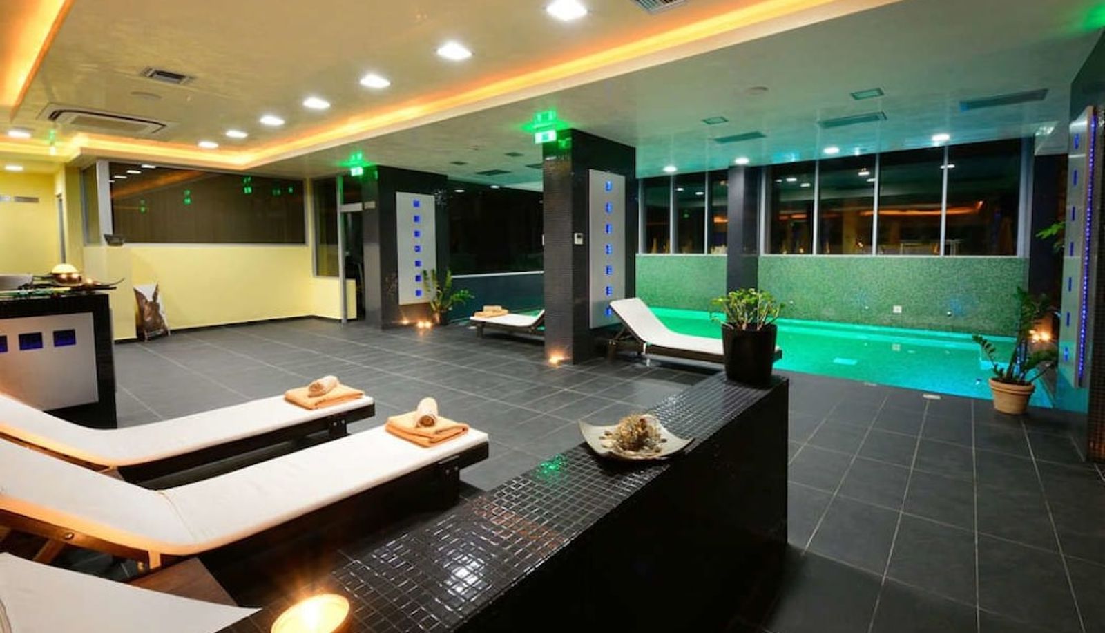 Pool - Royal Paradise Beach Resort & Spa