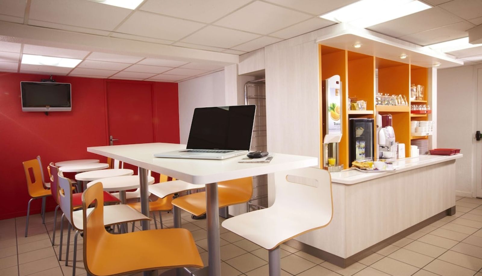 Restaurant - PREMIERE CLASSE CLERMONT FERRAND SUD - Aubière