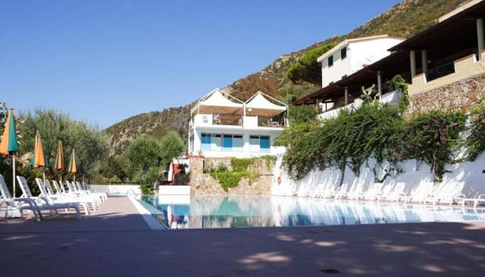 Zwembad - Hotel Villaggio Capo Alaua