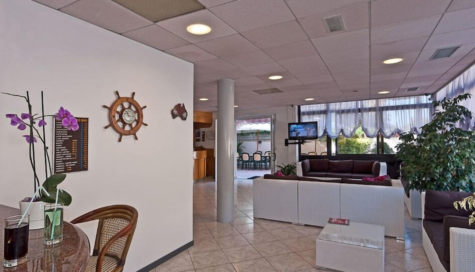 Hall - Hotel Prestige