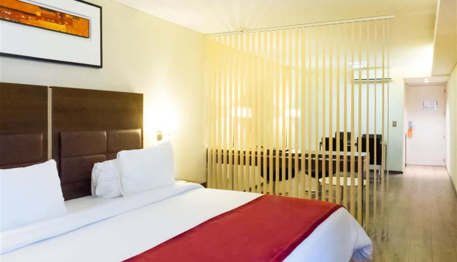Zimmer - Howard Johnson by Wyndham Córdoba La Cañada