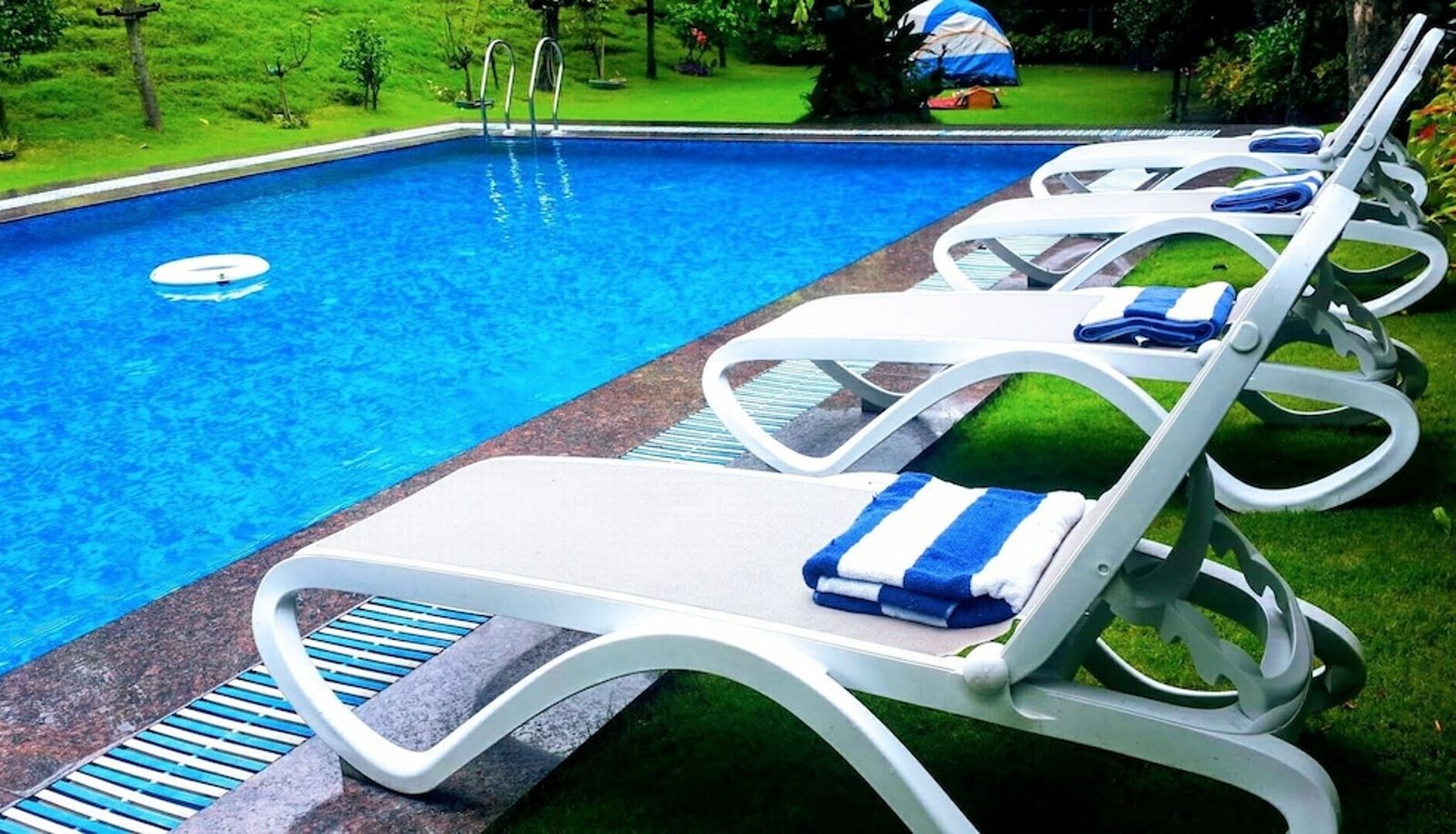 Piscina - Shaheen Bagh - A Luxury Resort & Spa