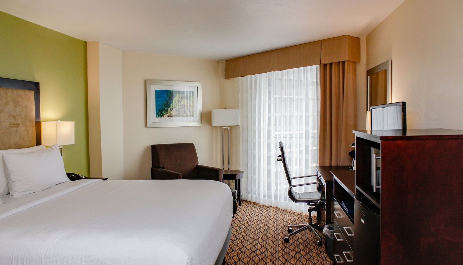 Room - Holiday Inn CORPUS CHRISTI DOWNTOWN MARINA by IHG