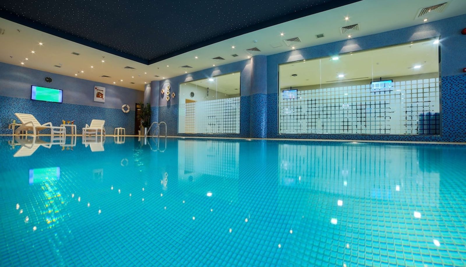 Piscina - GOLDEN TULIP BURAIDAH