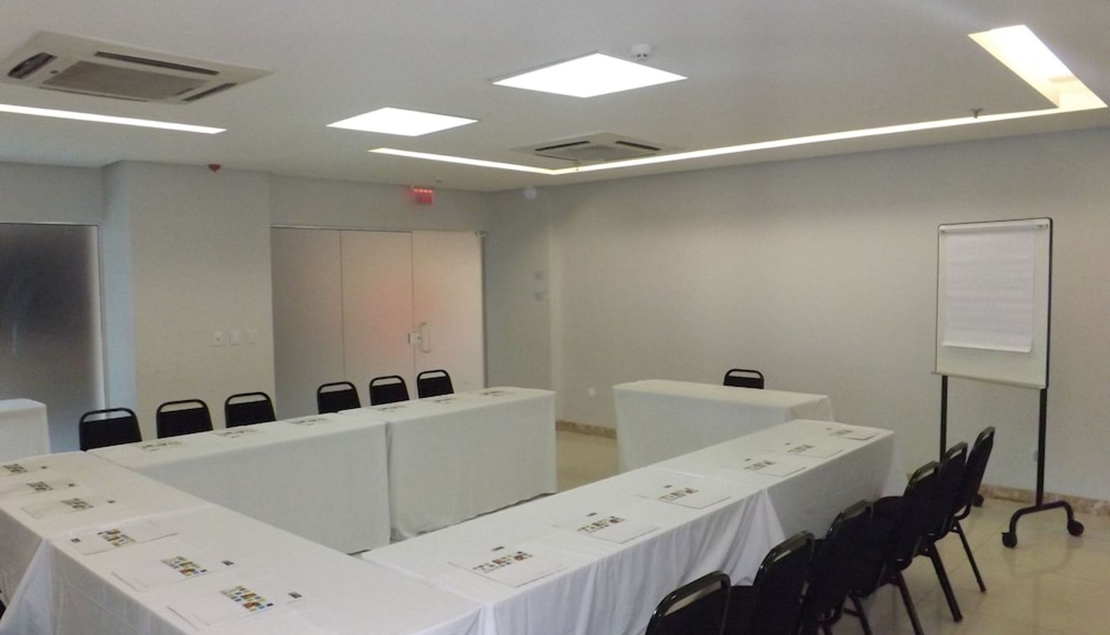 Meeting room - Holiday Inn Express BELÉM ANANINDEUA by IHG