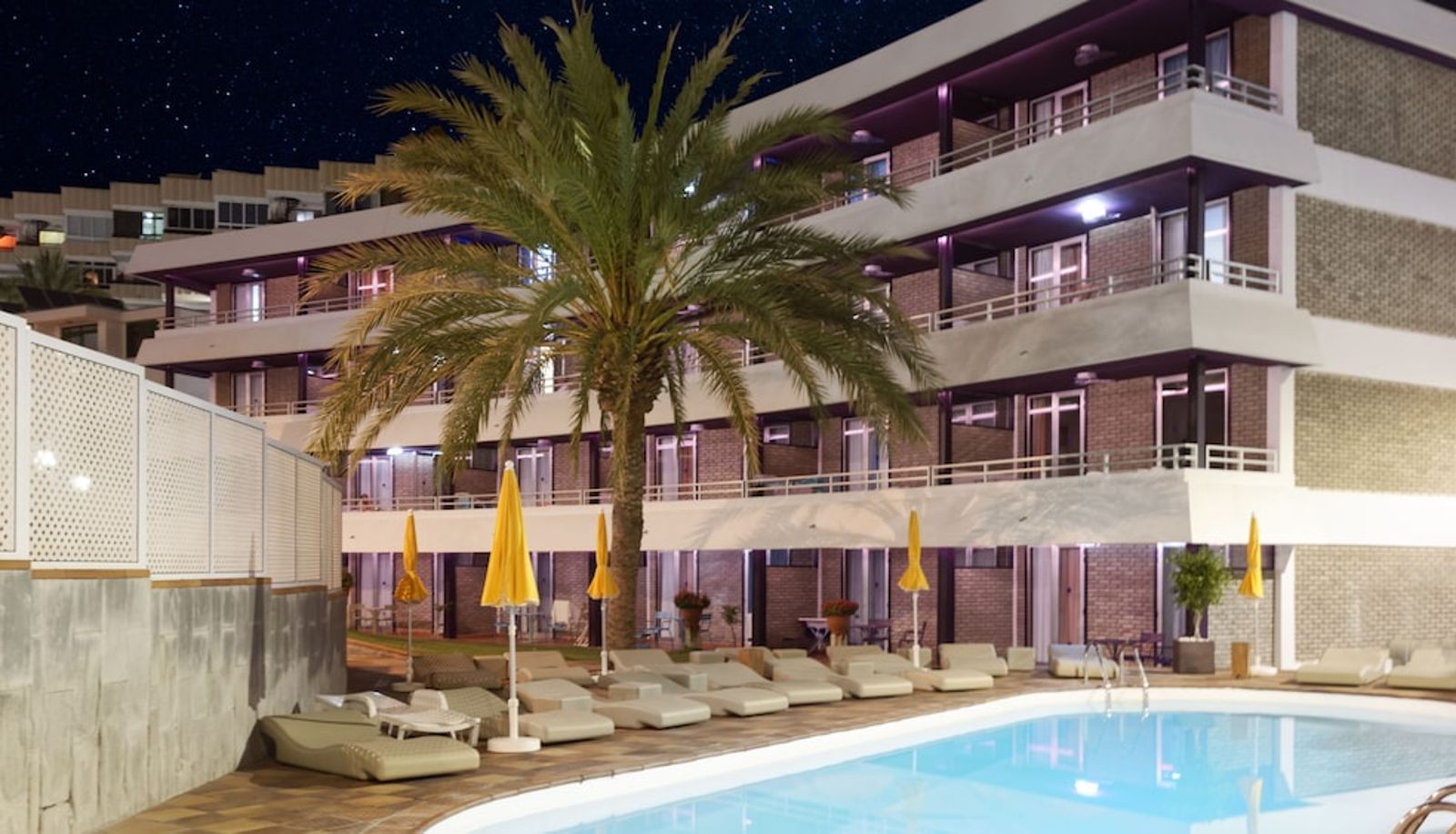 Pool - Jacarandas Beach