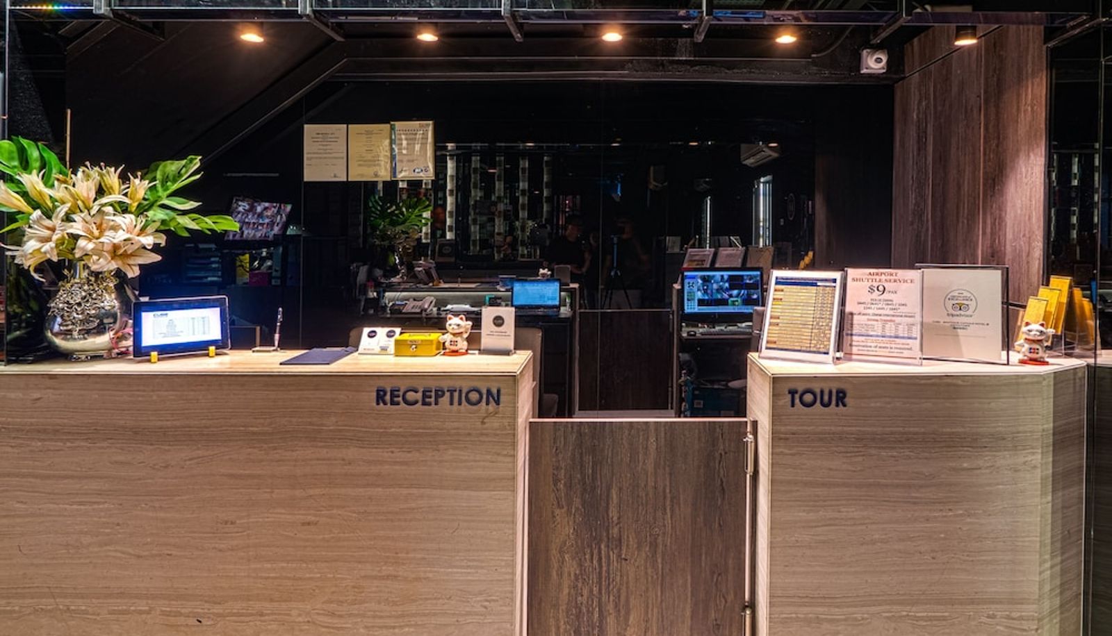 Reception - CUBE Family Boutique Capsule Hotel