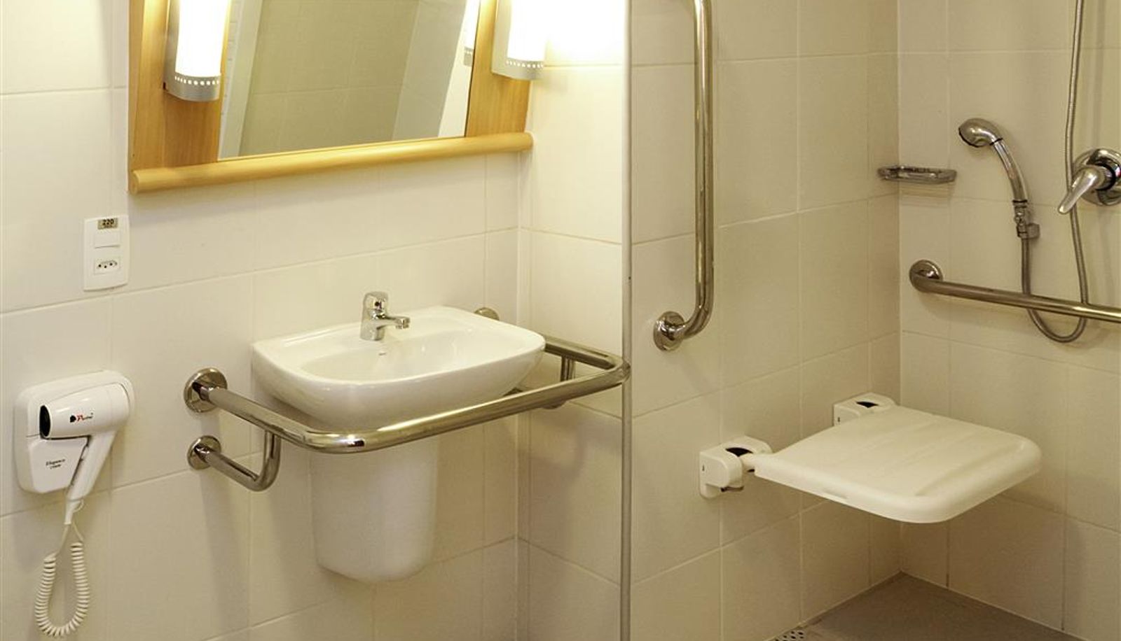 Zimmer - ibis BH Afonso Pena Savassi