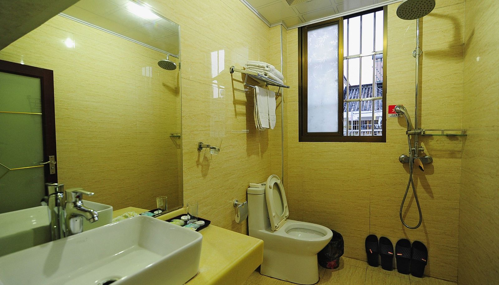 Room - Huizhou Fuya Business Hotel (Huizhou Ancient City Store)
