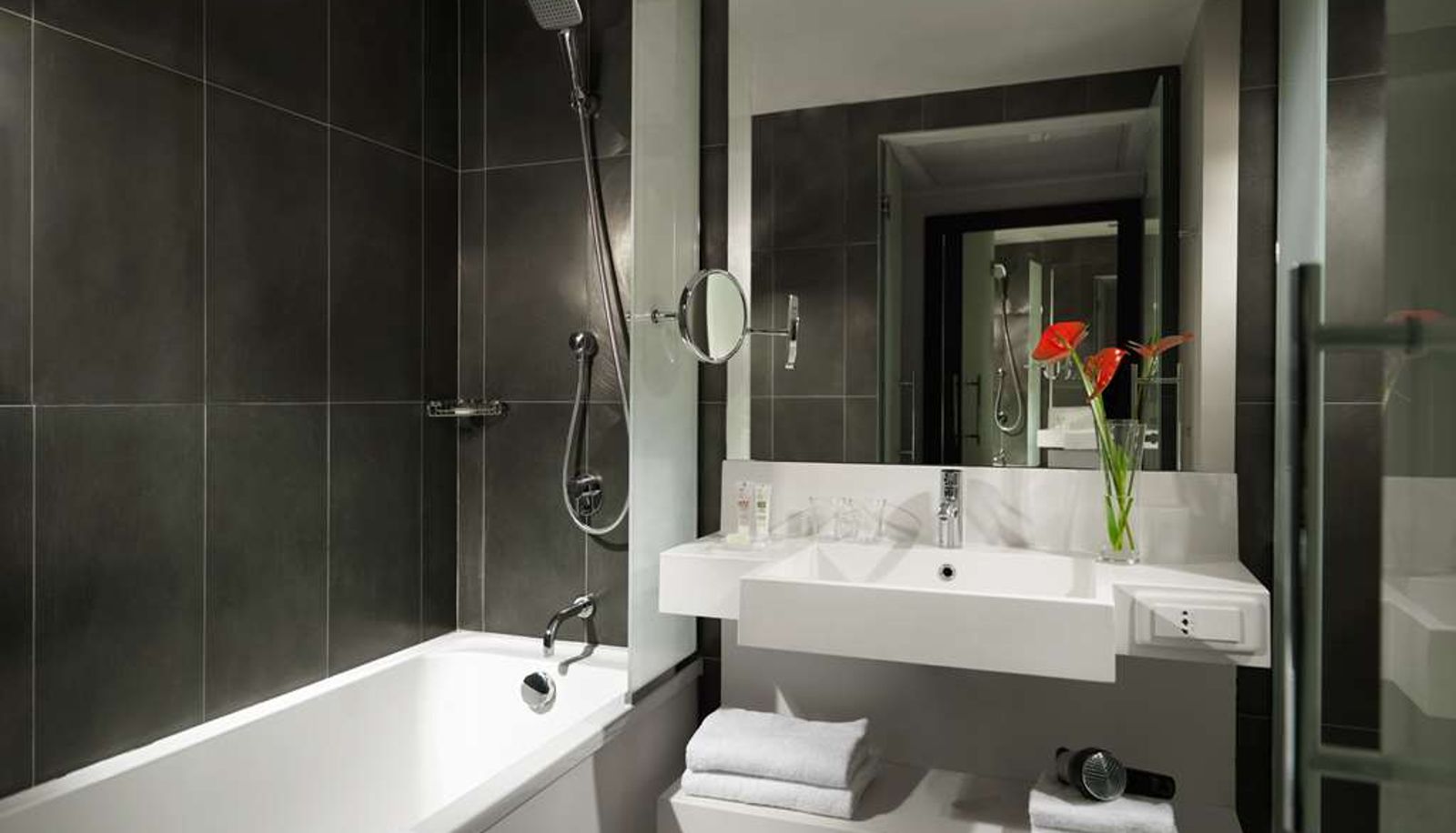 Room - Hyatt Regency Paris Etoile