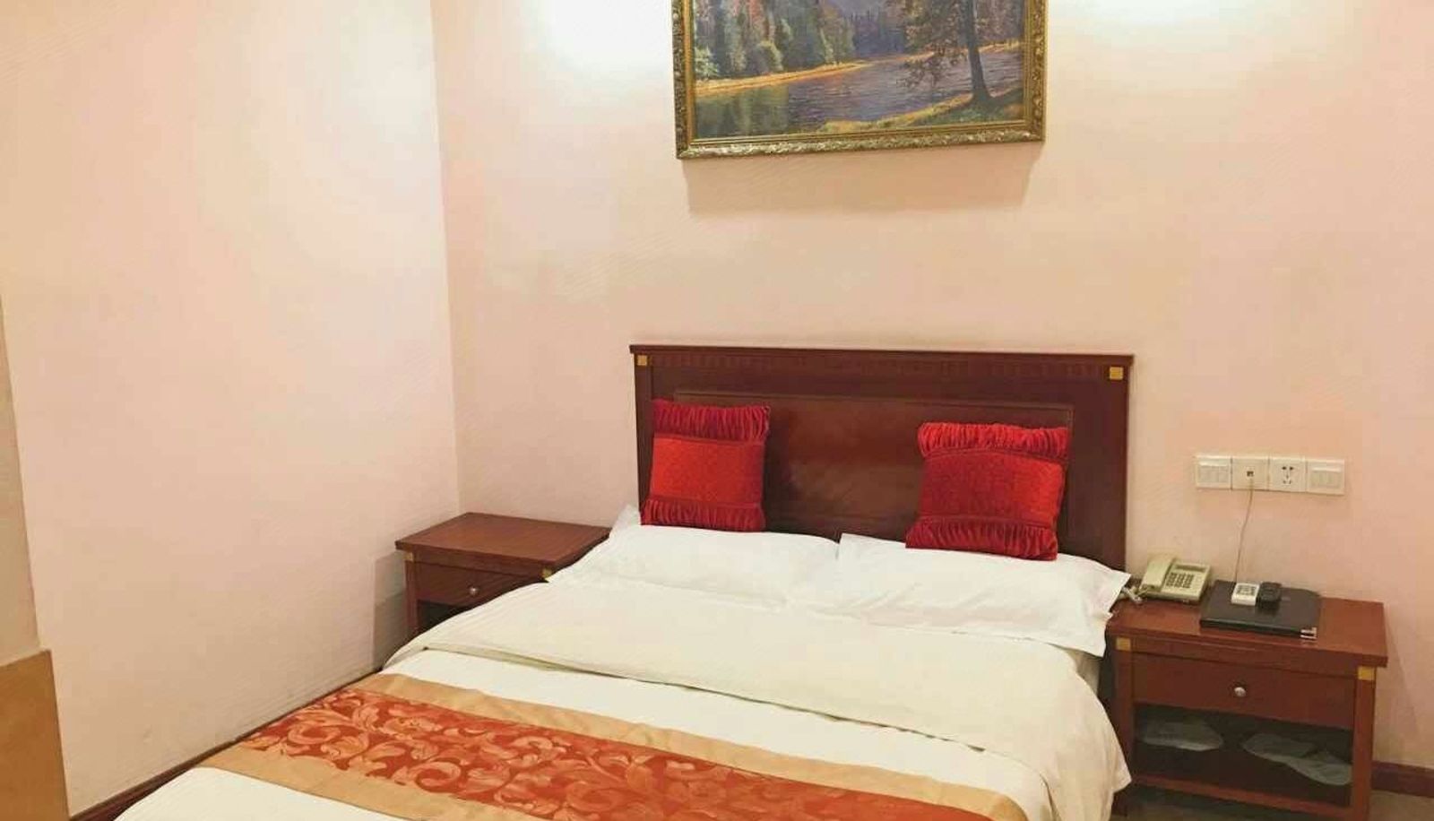 Camera - Light Stay · Xinjiyuan Hotel (Hanshan Temple West Ring Road Branch)