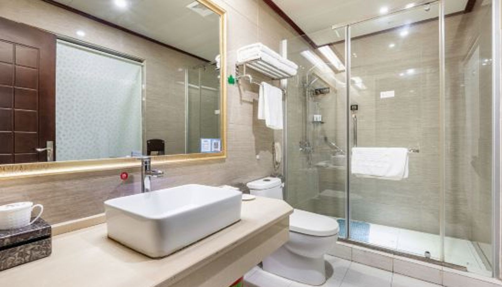 Room - Baiyin Hotel