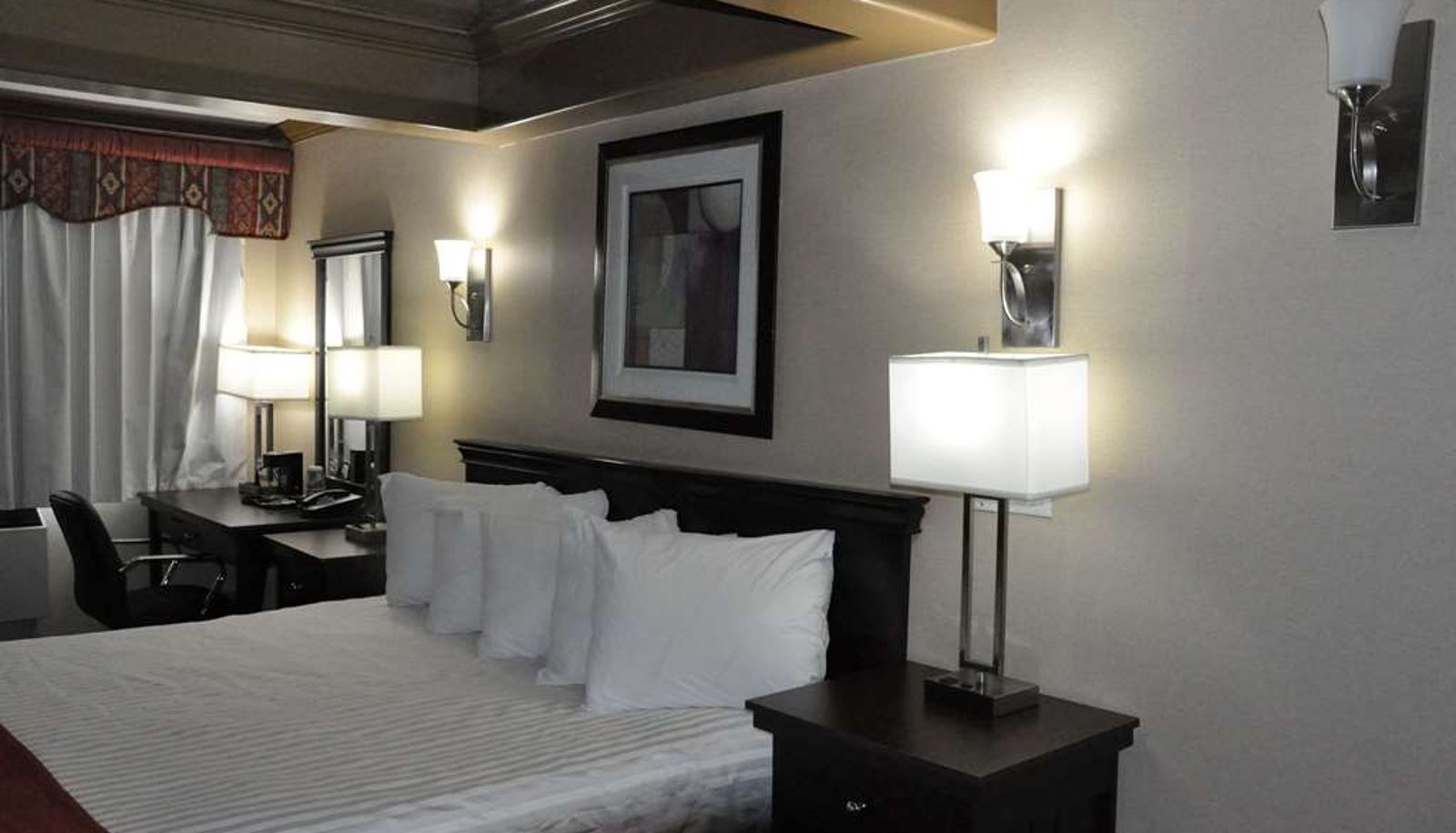 Room - Ramada by Wyndham Abbotsford