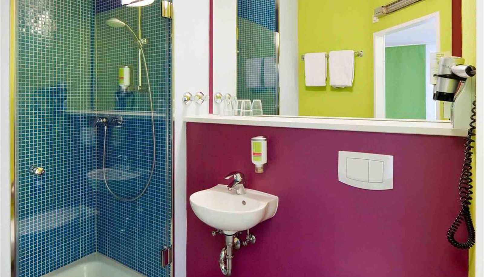 Camera - ibis Styles Duesseldorf Neuss
