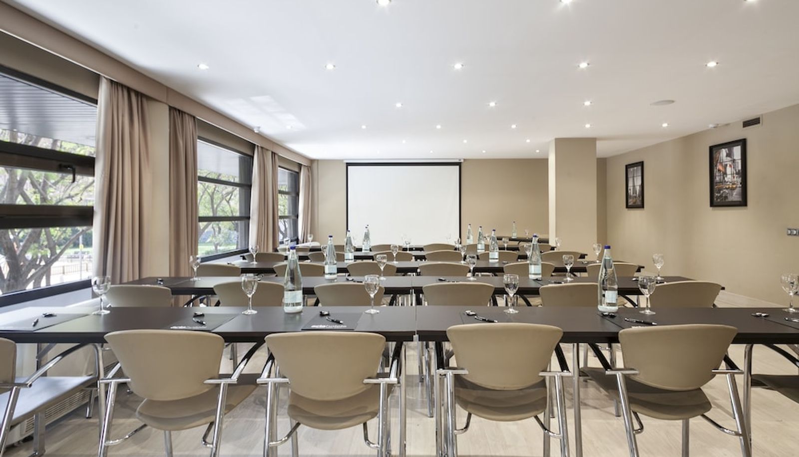Sala na spotkanie - Hotel Acta City47