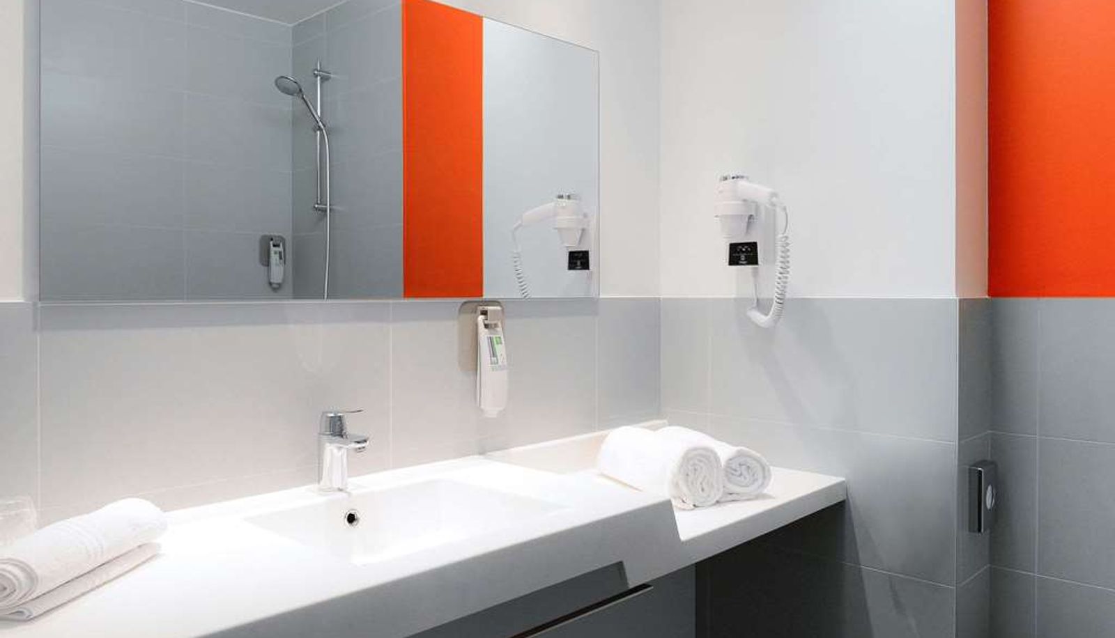 Camera - ibis Styles Caen Centre Gare