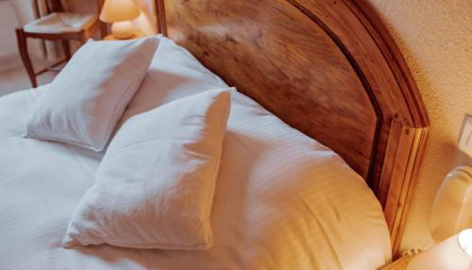 Chambre triple - Hôtel De France Logis