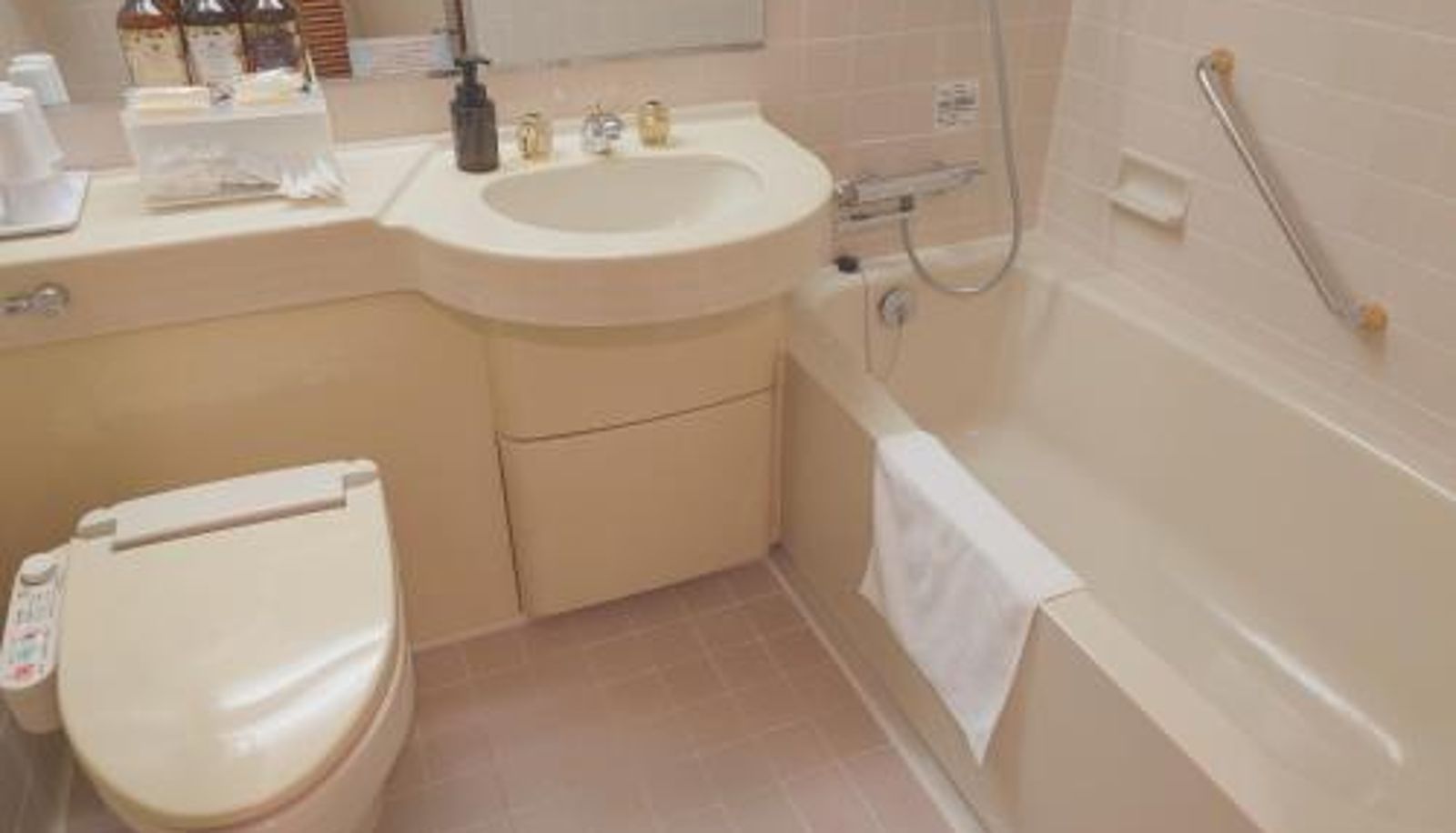 Bathroom - Breezbay Hotel Resort and Spa