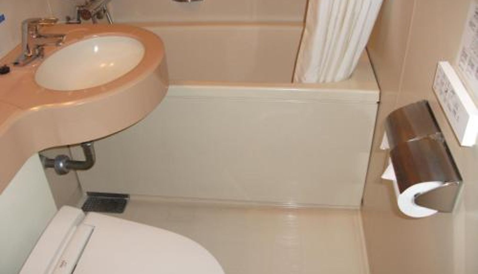 Zimmer - Hotel Crown Hills Sagamihara