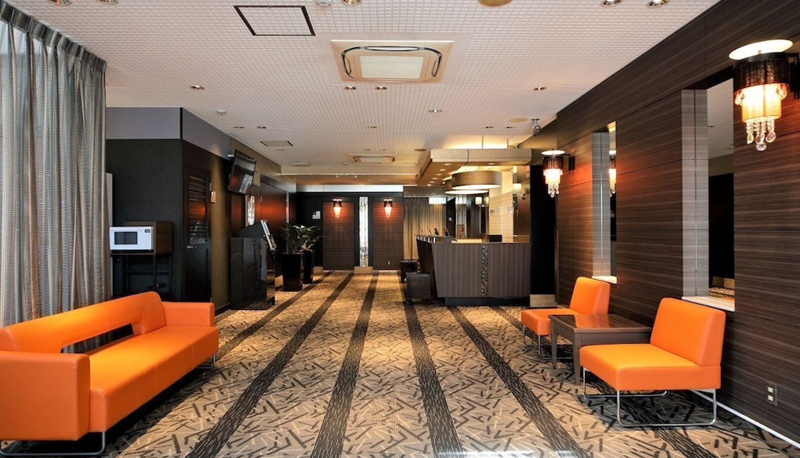 Recepcja - APA HOTEL KUMAMOTO-SAKURAMACHI-BUS-TERMINAL-MINAMI