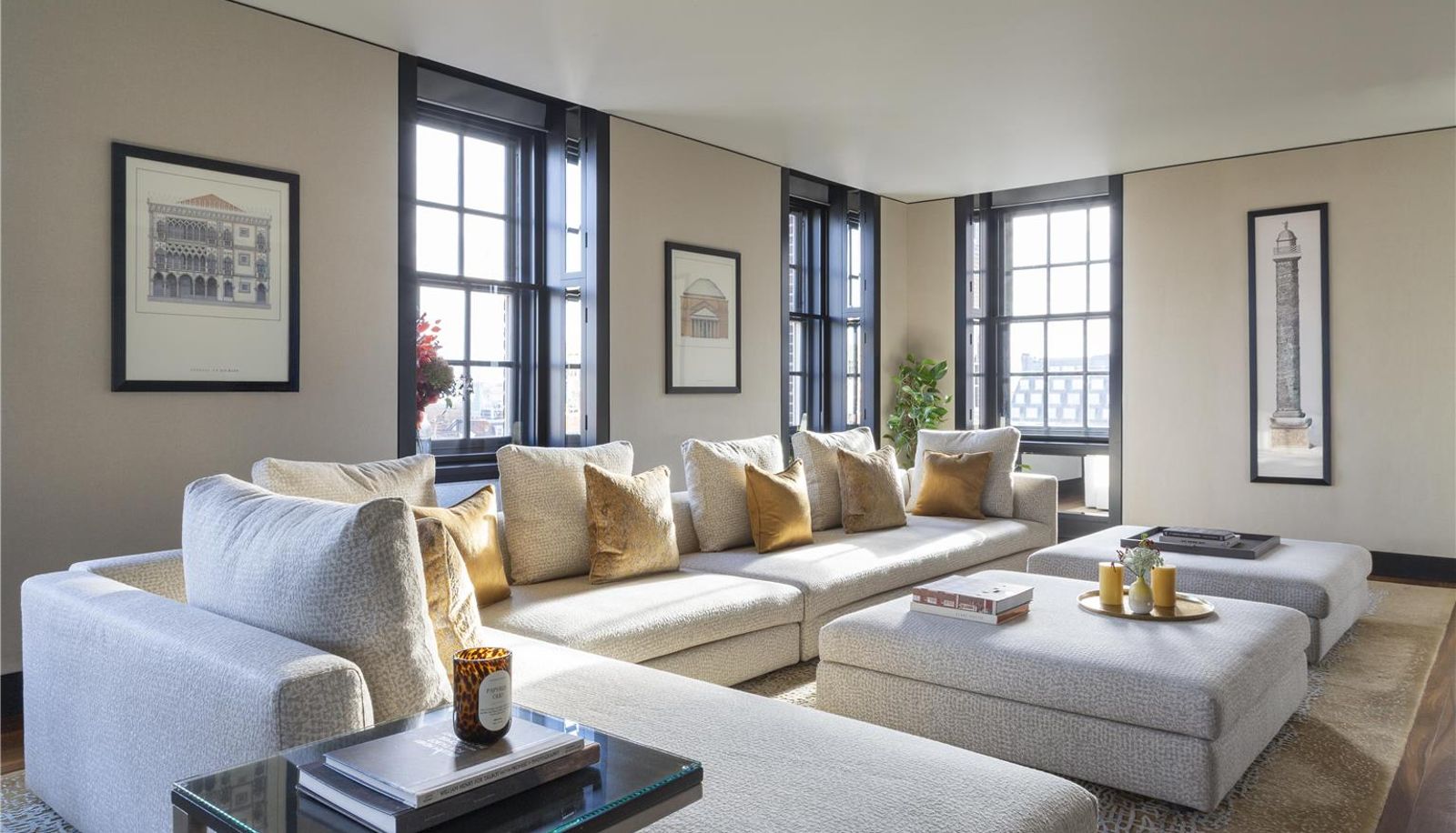Suite - Grosvenor House Suites