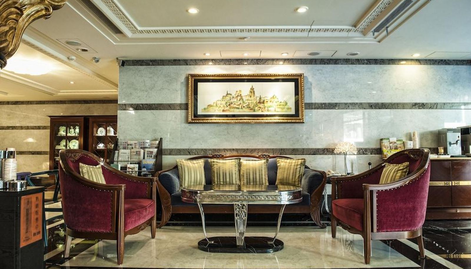 Hotel interior - Royal Palace Hotel