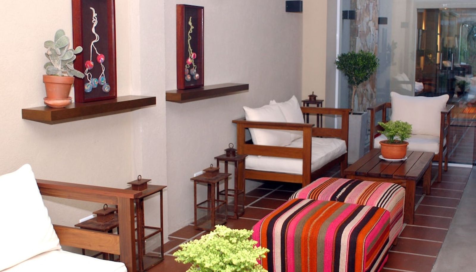 Lobby - Tayka Hotel