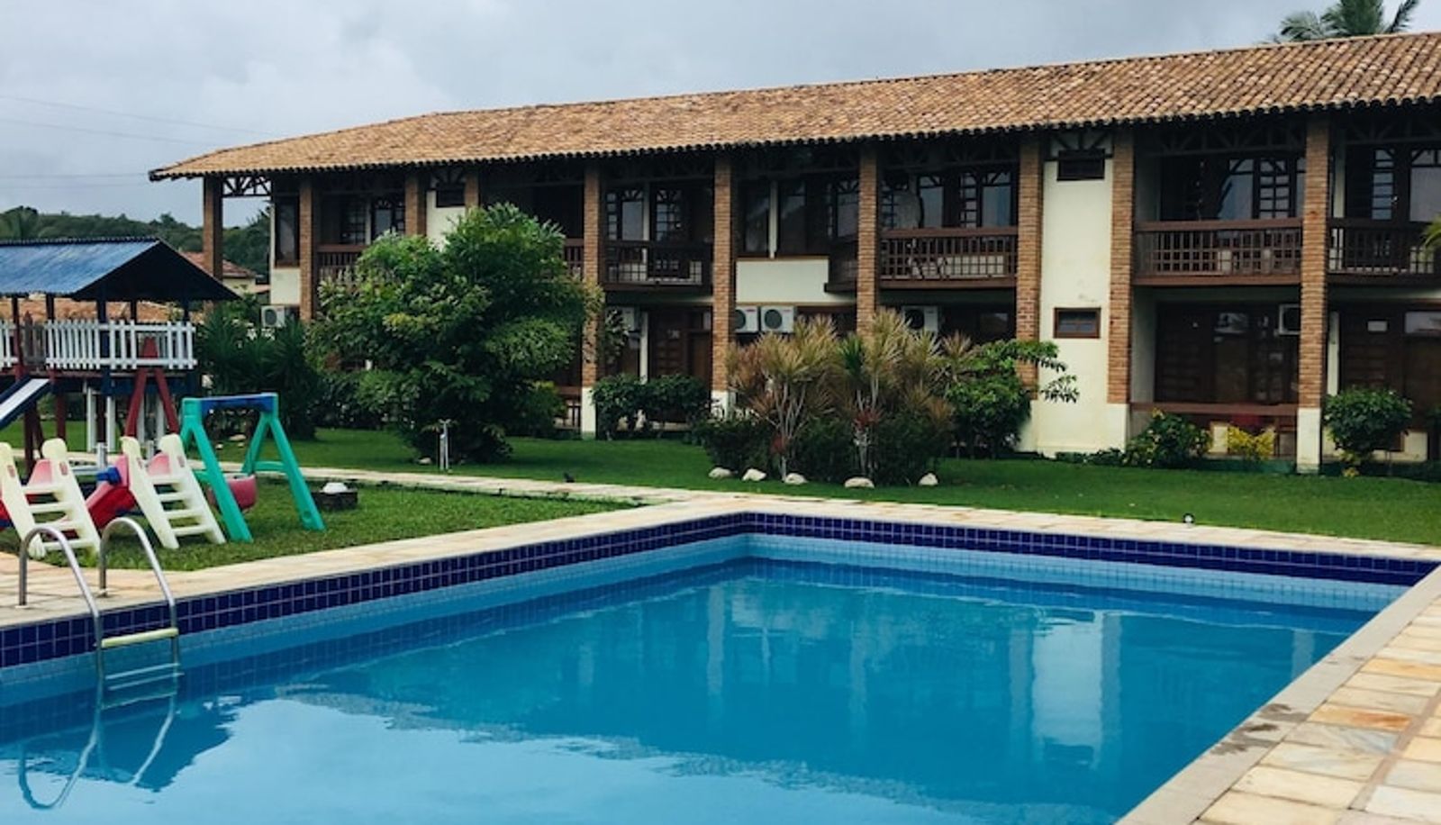 Pool - Sueds Cabralia