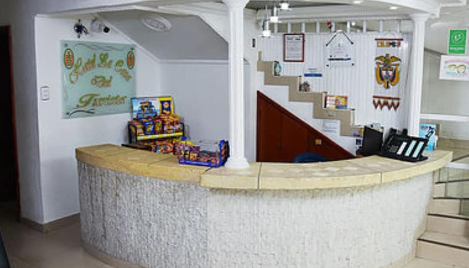 Recepción - Hotel La Casa del Turista