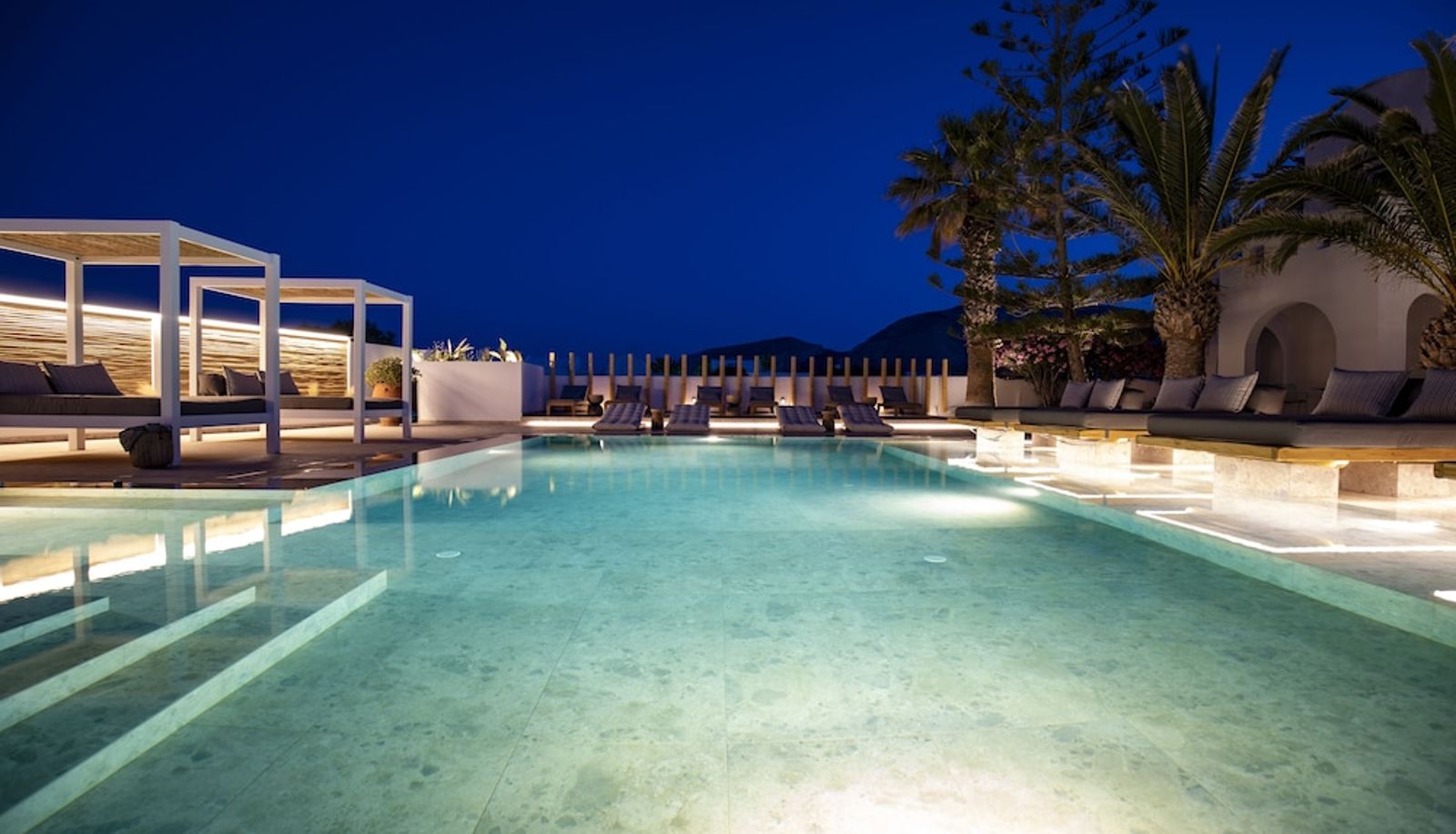 Piscina - Louis Studios Hotel