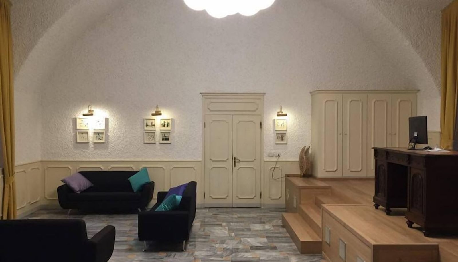 Hall - Trieste