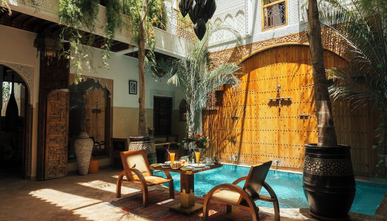 Basen - Riad Anya